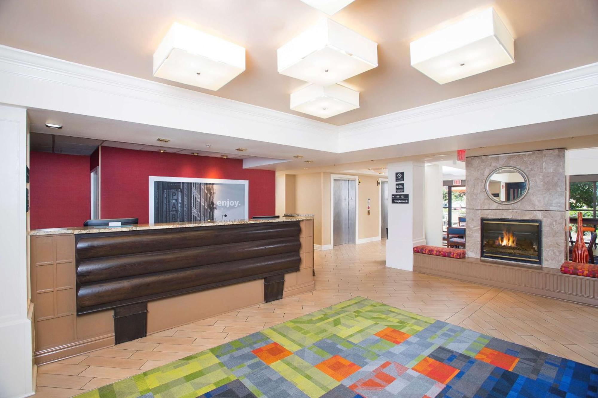 Hampton Inn & Suites Annapolis Ngoại thất bức ảnh