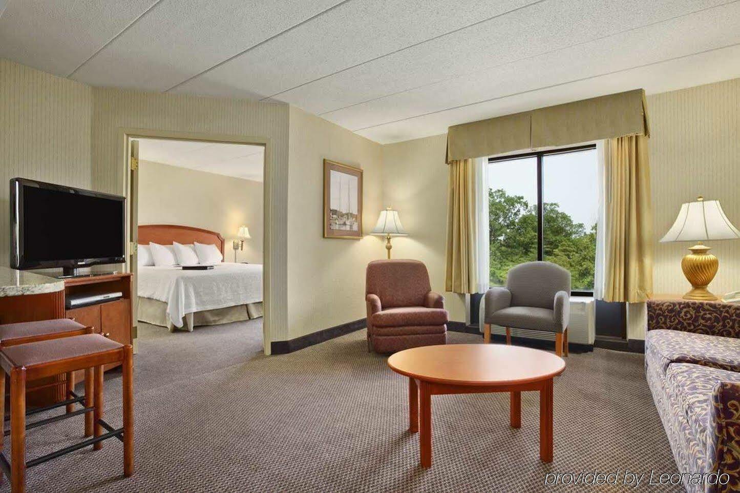 Hampton Inn & Suites Annapolis Ngoại thất bức ảnh
